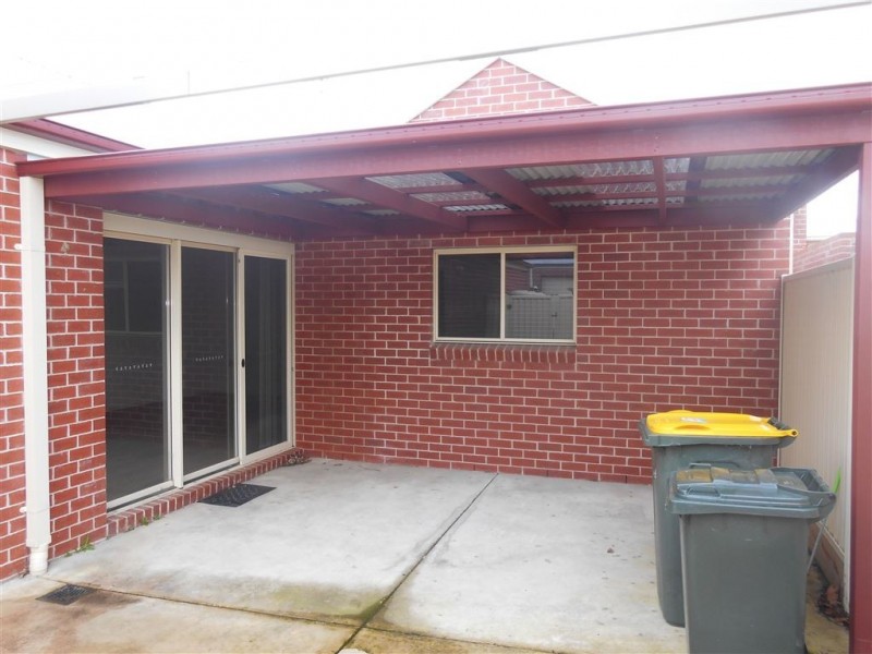 16 Union Street, Buninyong VIC 3357