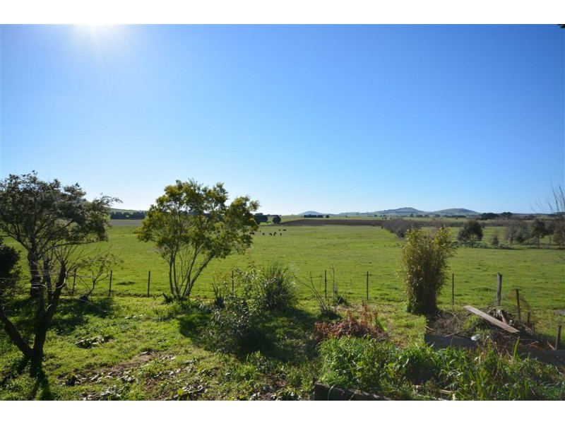 2661 Midland Highway, Newlyn VIC 3364