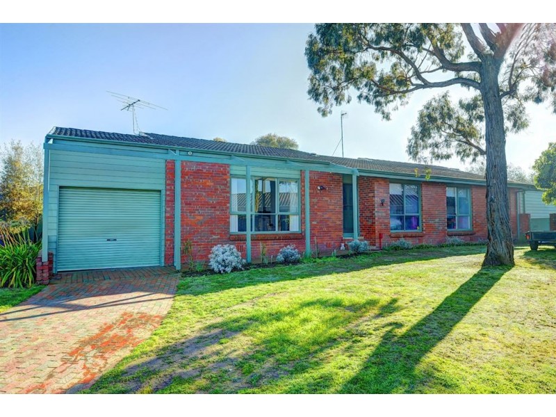 32 Avoca Crescent, Alfredton VIC 3350
