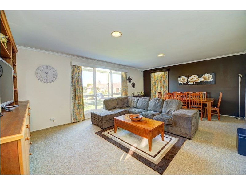 32 Avoca Crescent, Alfredton VIC 3350