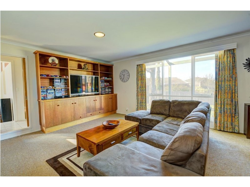 32 Avoca Crescent, Alfredton VIC 3350