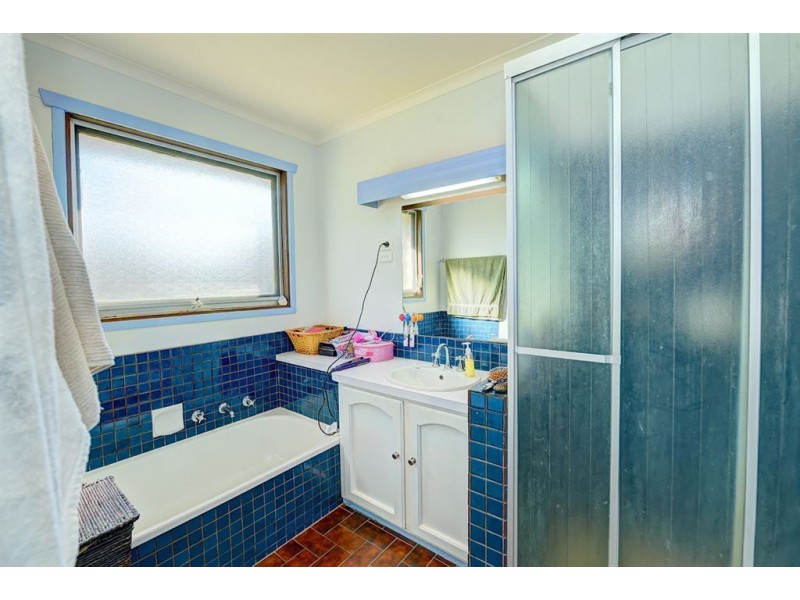 32 Avoca Crescent, Alfredton VIC 3350