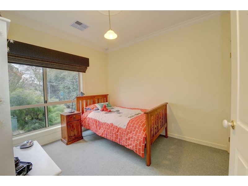 5 Boulevarde Drive, Alfredton VIC 3350