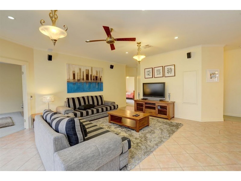 5 Boulevarde Drive, Alfredton VIC 3350