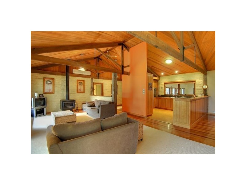 2 McCartys Lane, Buninyong VIC 3357