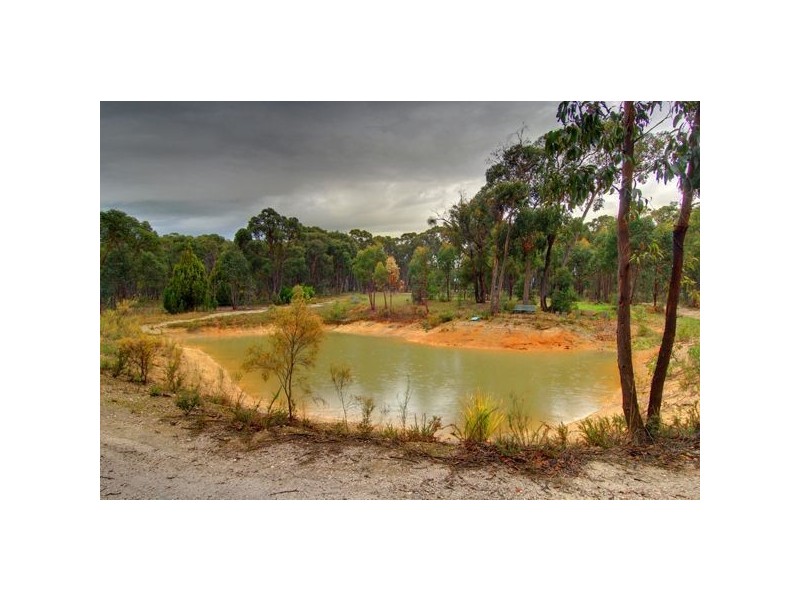 2 McCartys Lane, Buninyong VIC 3357
