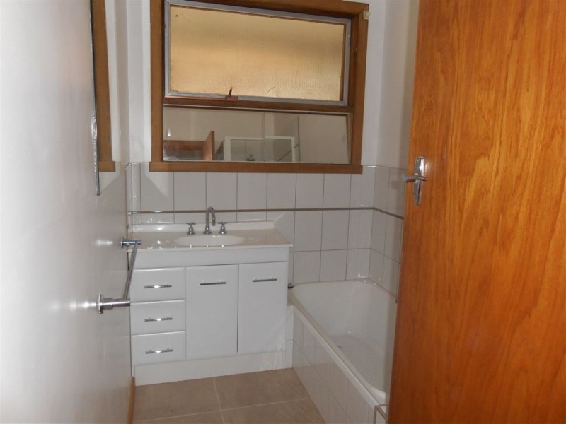 26 Semmens Ave, Creswick VIC 3363