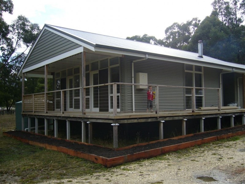 81 Grevillea Drive, Enfield VIC 3352