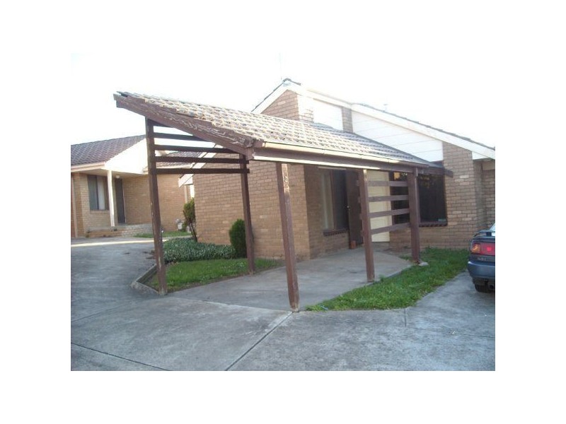 2/6 Boyle Street, Golden Point VIC 3465