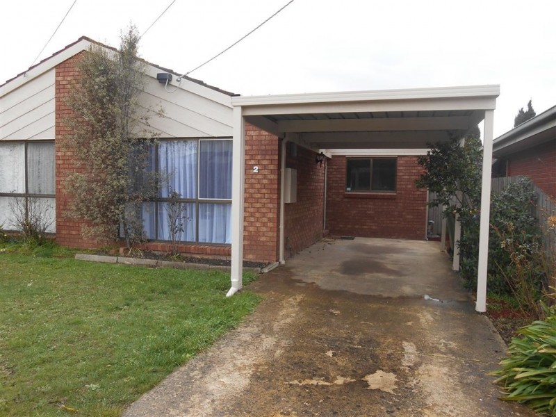 2/85 Marie Crescent, Wendouree VIC 3355