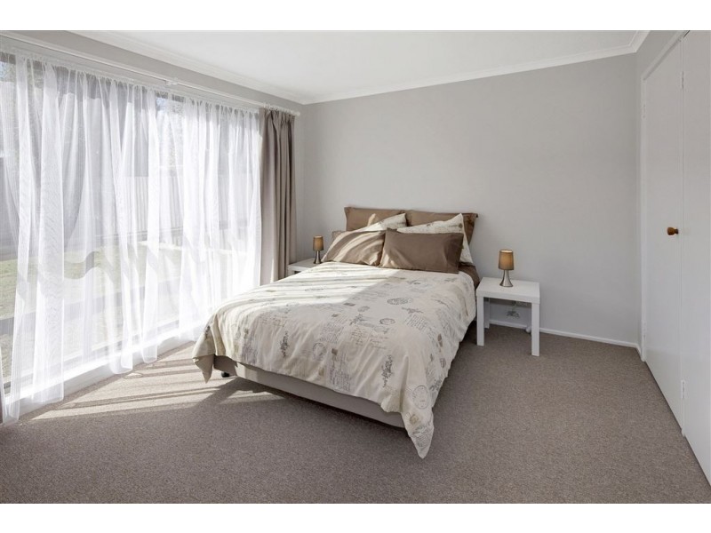2/85 Marie Crescent, Wendouree VIC 3355