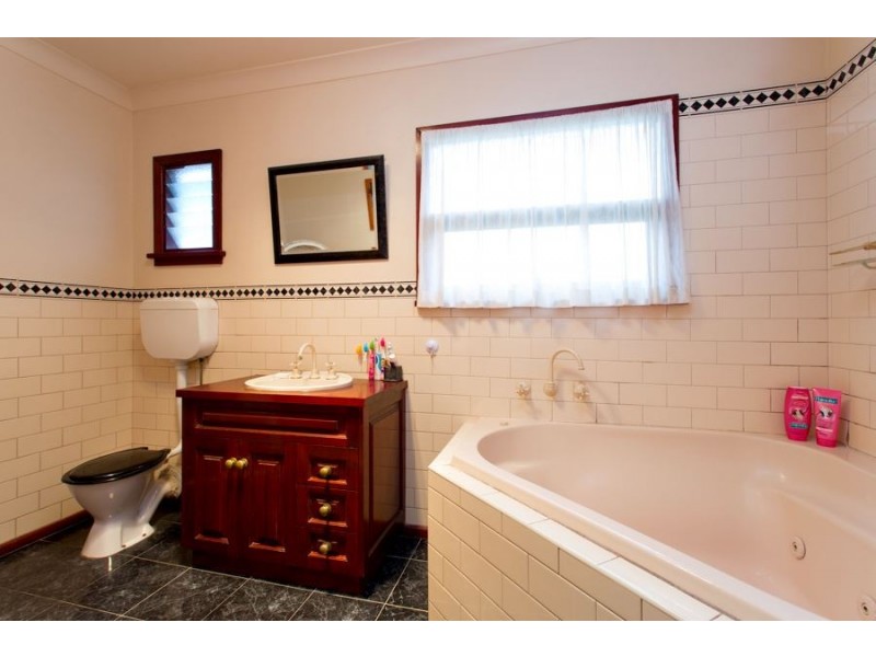 15 Coulter Street, Wendouree VIC 3355