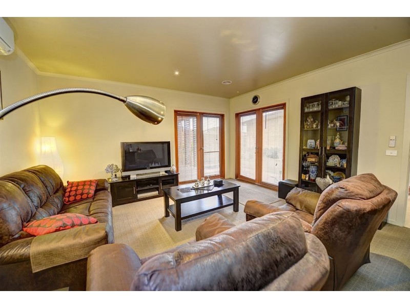 6 Hereford Close, Delacombe VIC 3356