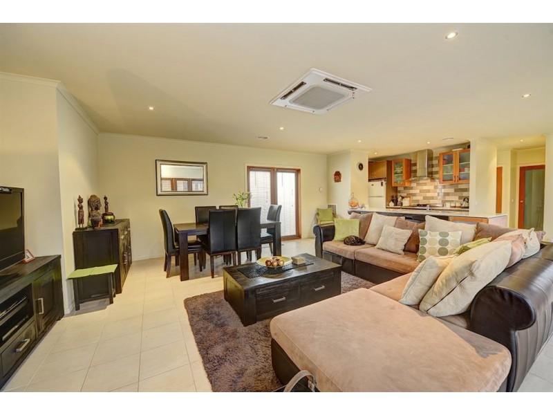 6 Hereford Close, Delacombe VIC 3356