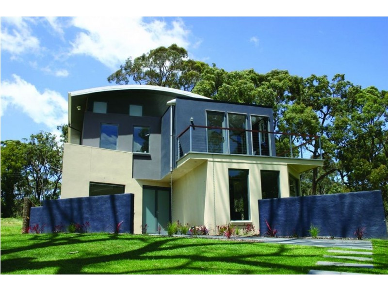 3 Lakeside Drive, Creswick VIC 3363