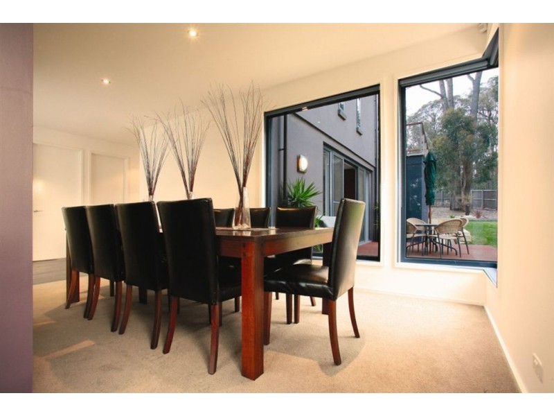 3 Lakeside Drive, Creswick VIC 3363