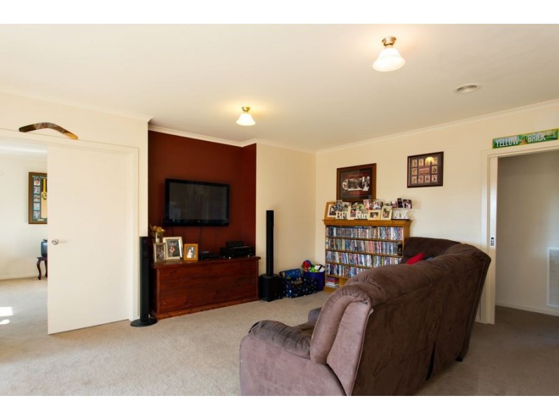 4 Miles Street, Sebastopol VIC 3356