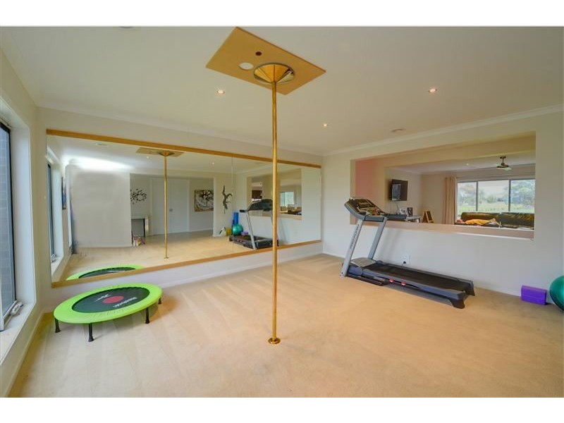 12 Diamond Drive, Cardigan Village VIC 3352