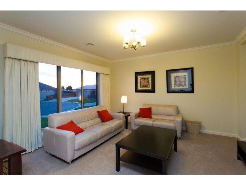 7 Exmoor Court, Alfredton VIC 3350