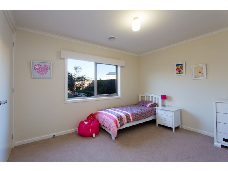 7 Exmoor Court, Alfredton VIC 3350