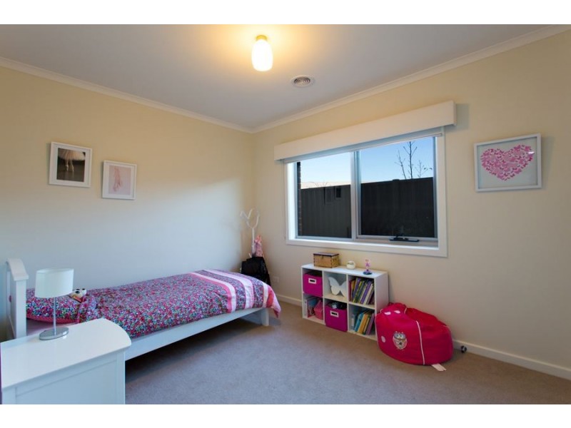 7 Exmoor Court, Alfredton VIC 3350