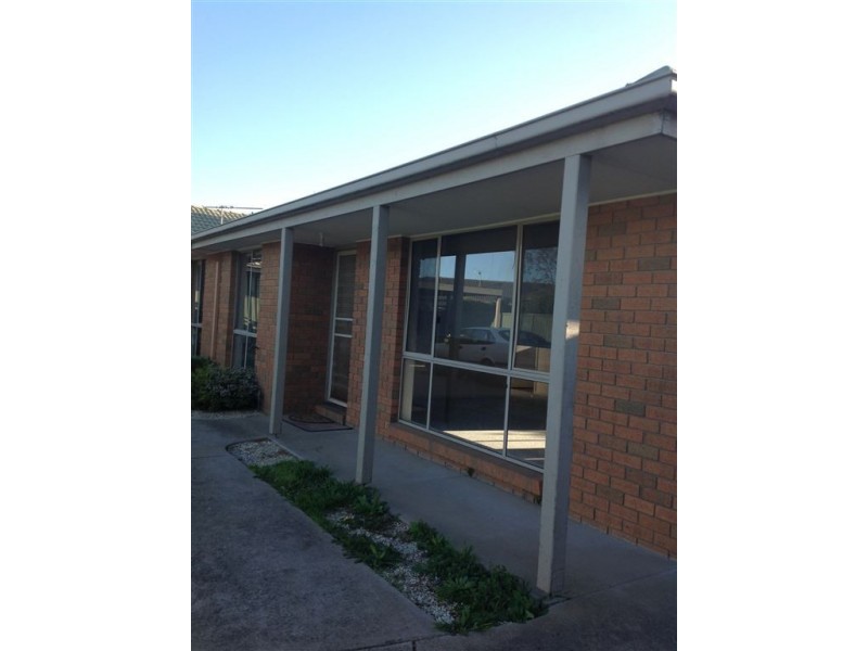 2/71 Hill Street, Sebastopol VIC 3356