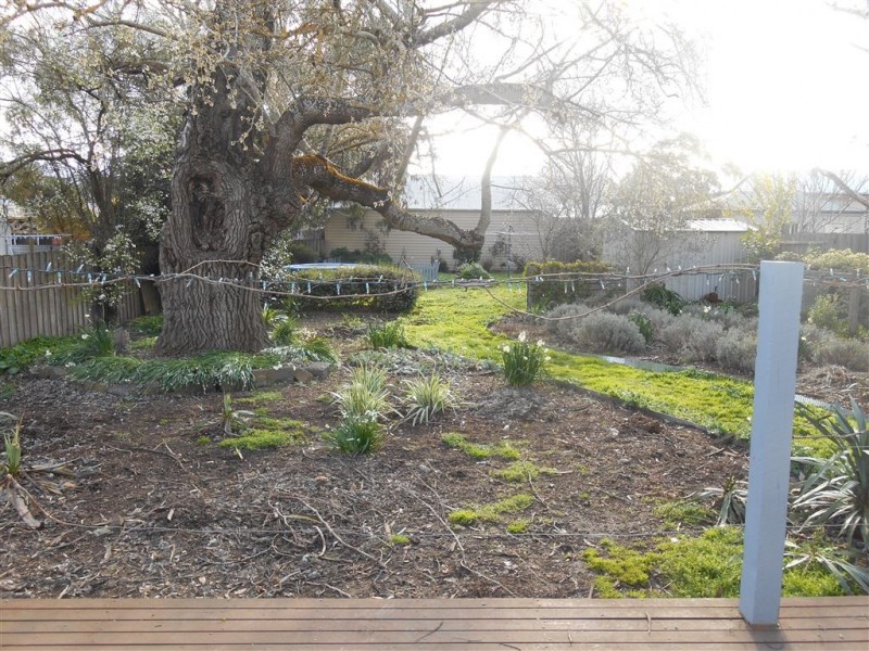 804 Warrenheip Street, Buninyong VIC 3357