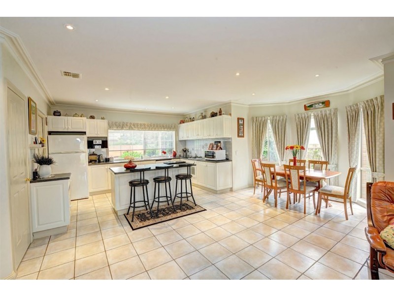 118 Bogong Avenue, Invermay Park VIC 3350