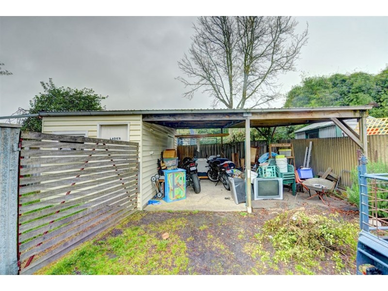 5 Chisholm Street, Soldiers Hill VIC 3350