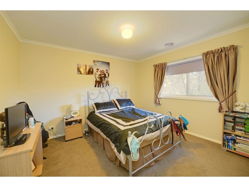 29 Raglan Street, Miners Rest VIC 3352