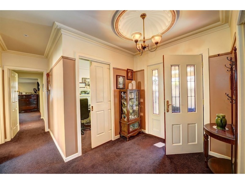 1350A Gregory Street, Lake Wendouree VIC 3350