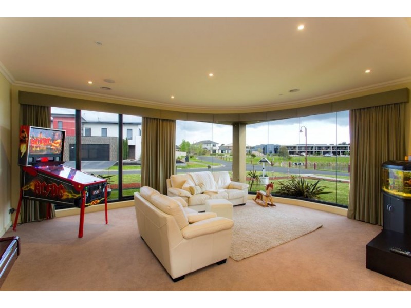 3 Provincial Way, Canadian VIC 3350