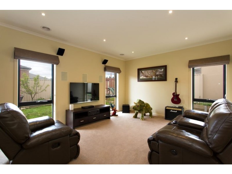 3 Provincial Way, Canadian VIC 3350