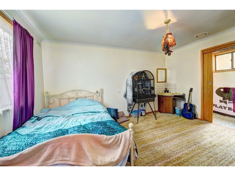 29 Nightingale Street, Newington VIC 3350