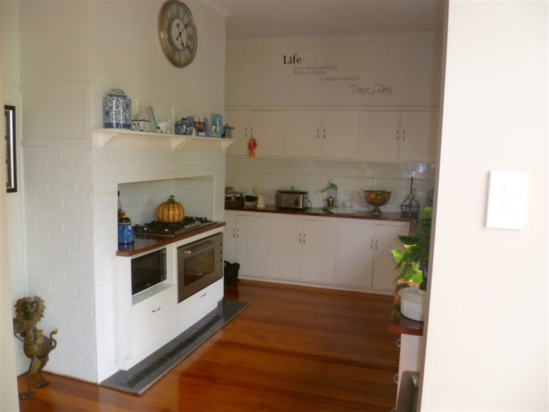 6A Howard Street, Soldiers Hill VIC 3350