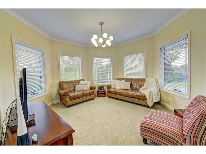 14 Jacksons Road, Warrenheip VIC 3352