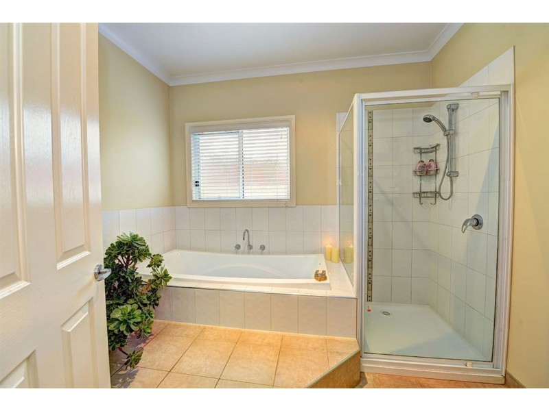 14 Jacksons Road, Warrenheip VIC 3352