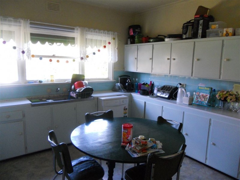 822 Geelong Road, Ballarat Central VIC 3350