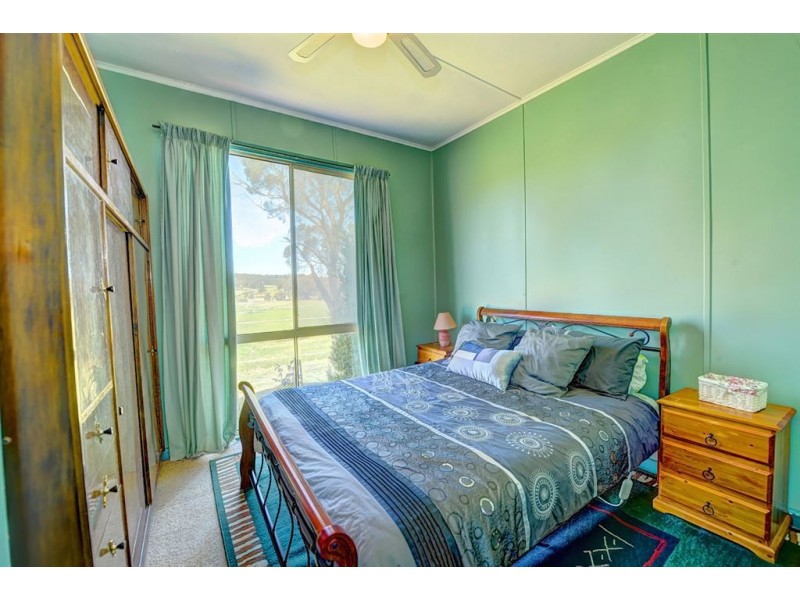 69 Whites Road, Smythesdale VIC 3351