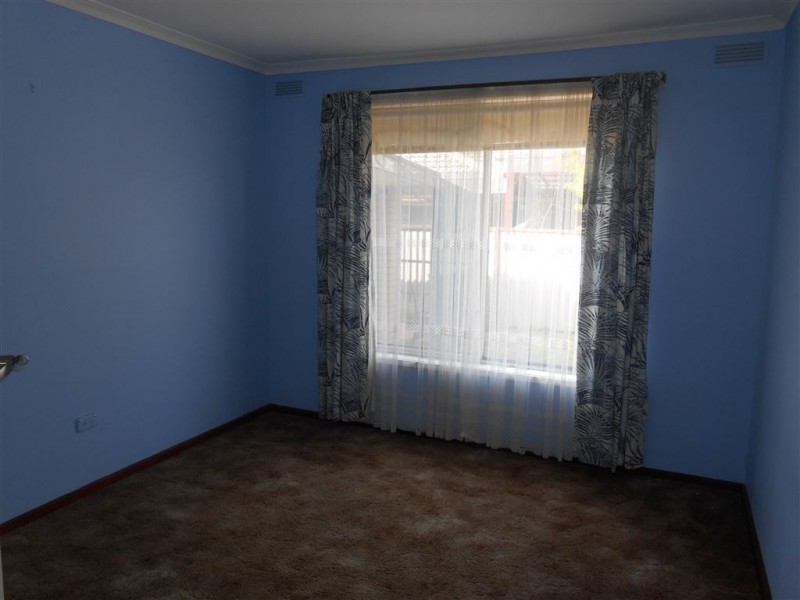 6 Yew Street, Wendouree VIC 3355