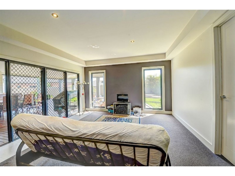 9 Rockingham Place, Alfredton VIC 3350