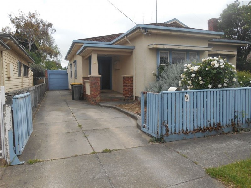 4 Nightingale Street, Newington VIC 3350