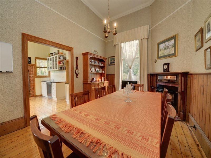 210 Armstong Street North, Soldiers Hill VIC 3350