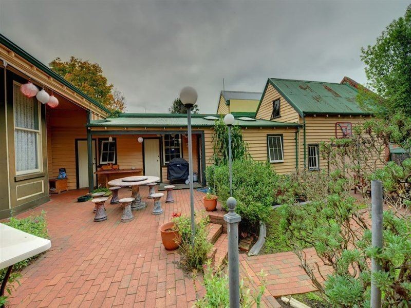 210 Armstong Street North, Soldiers Hill VIC 3350