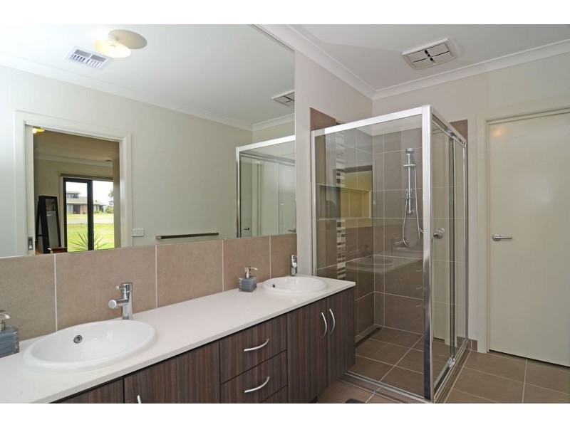 108 Webb Road, Smythes Creek VIC 3351