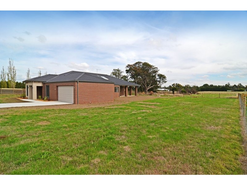 108 Webb Road, Smythes Creek VIC 3351