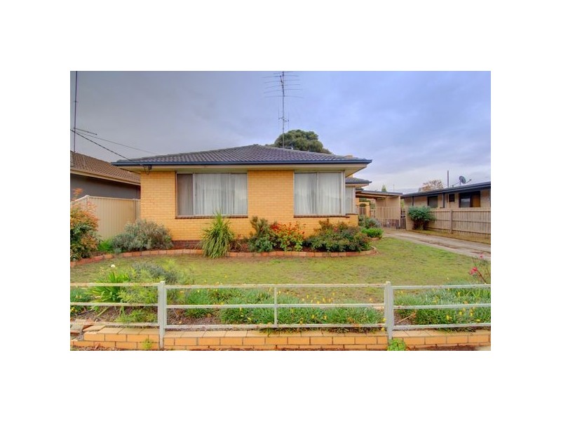 3 Mauger Street, Wendouree VIC 3355