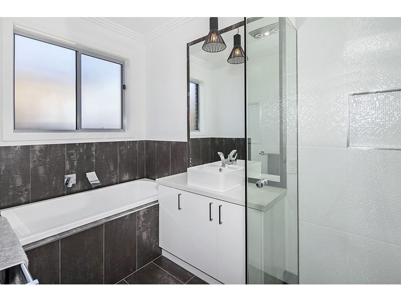 20 Holgate Road, Alfredton VIC 3350