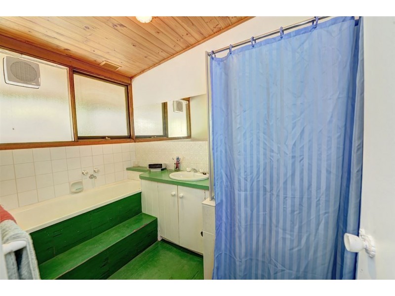 150 Ascot Rd, Creswick VIC 3363