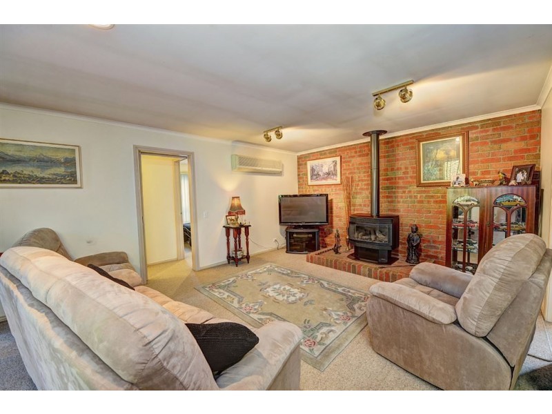 1 Lincoln Street, Wendouree VIC 3355